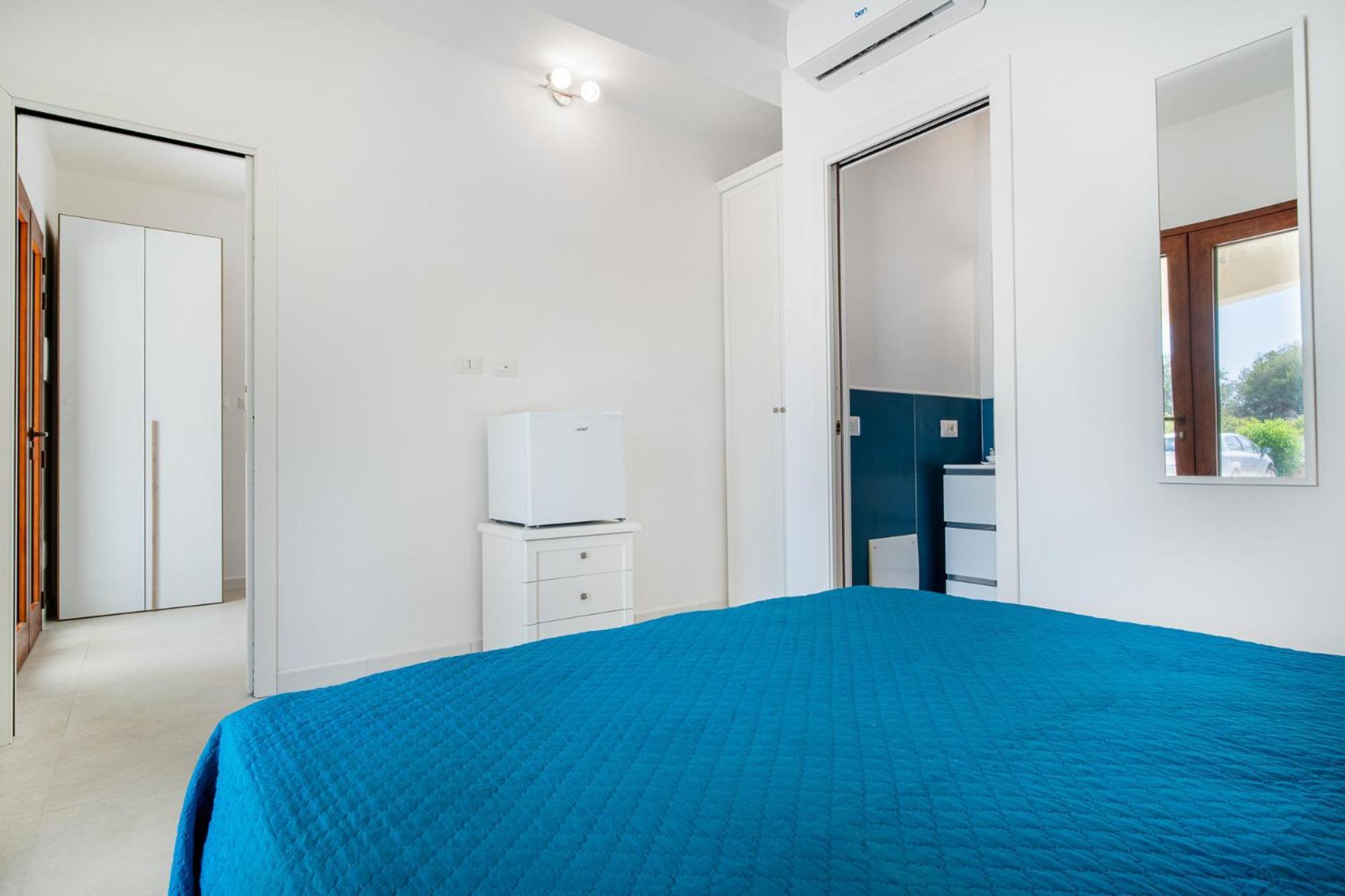 Ambra Holiday Rooms - Rooms & Beach サン・テオドーロ エクステリア 写真